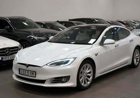 Tesla Model S, 2020
