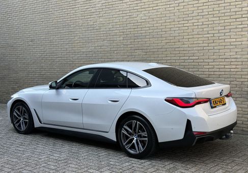BMW i4, 2022