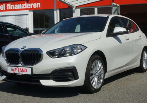 BMW 118, 2020