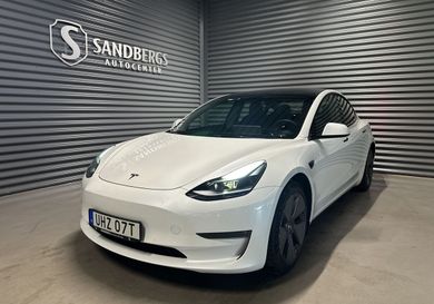 Tesla Model 3, 2021