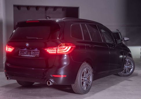 BMW 220, 2021 3
