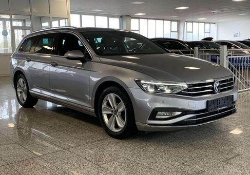 Volkswagen Passat Variant, 2023 3