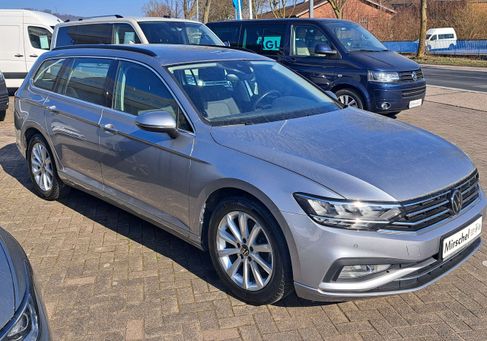 Volkswagen Passat Variant, 2022 2