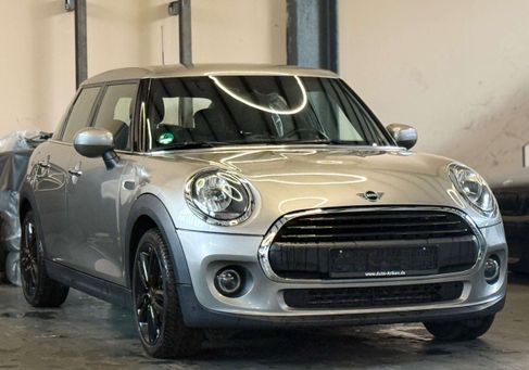 MINI ONE, 2019