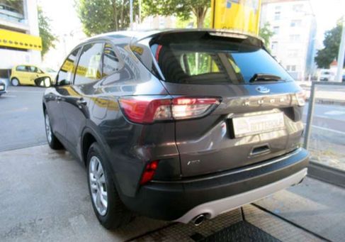 Ford Kuga, 2021