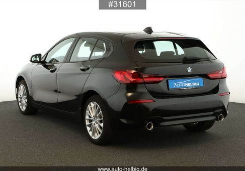 BMW 120, 2023