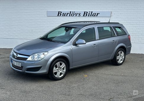 Opel Astra, 2010