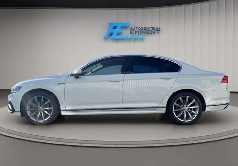 Volkswagen Passat, 2020
