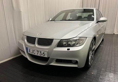 BMW 325, 2006