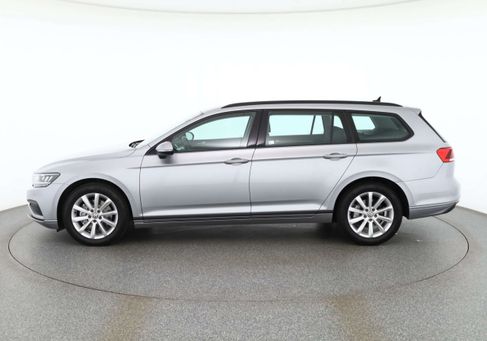 Volkswagen Passat Variant, 2022 2
