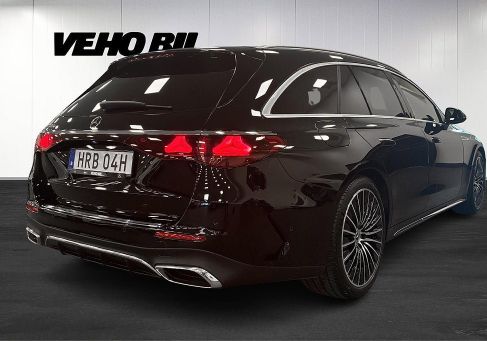 Mercedes-Benz E 300, 2026 3