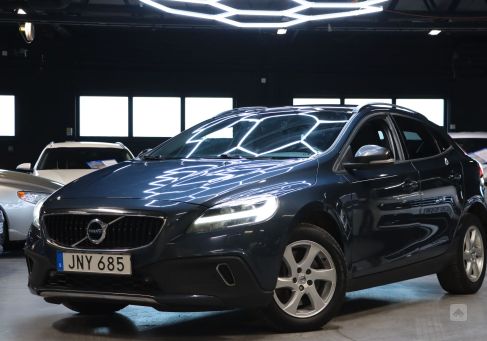 Volvo V40 Cross Country, 2017