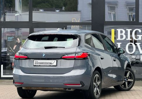 BMW 230, 2023