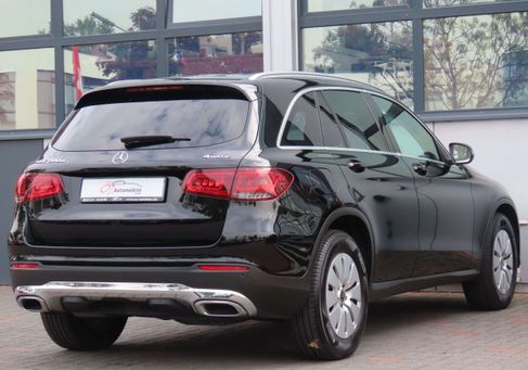 Mercedes-Benz GLC 200, 2022