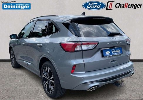 Ford Kuga, 2022