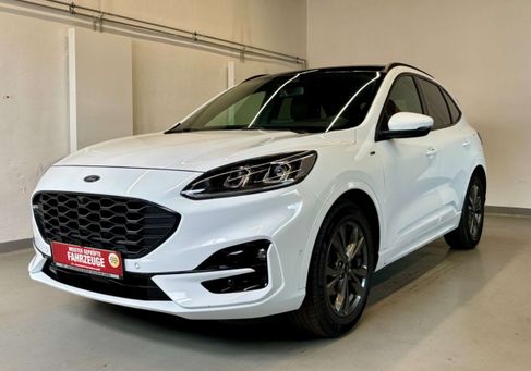 Ford Kuga, 2022