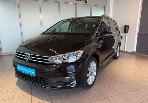 Volkswagen Touran, 2022 3