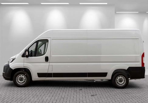 Opel Movano, 2025