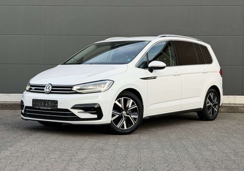 Volkswagen Touran, 2019 3