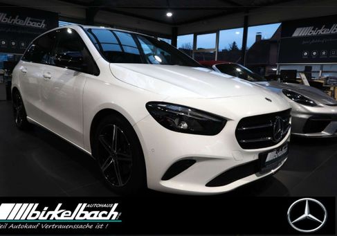 Mercedes-Benz B 250, 2020