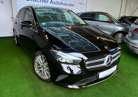 Mercedes-Benz B 180, 2021