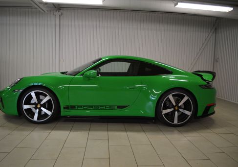 Porsche, 2021