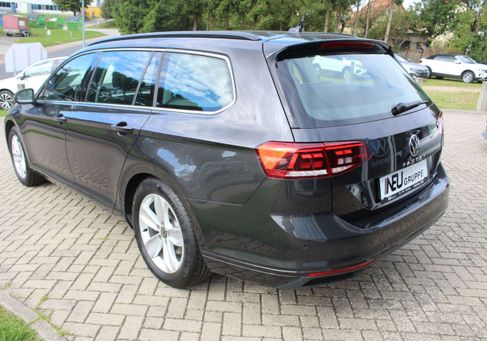 Volkswagen Passat Variant, 2023 3