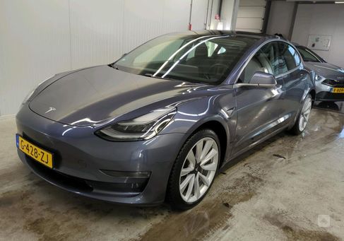 Tesla Model 3, 2019