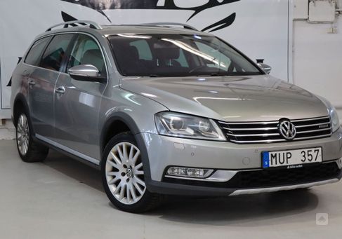 Volkswagen Passat, 2013