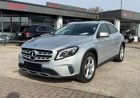 Mercedes-Benz GLA 180, 2018