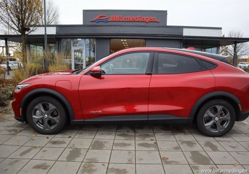 Ford Mustang Mach-E, 2021