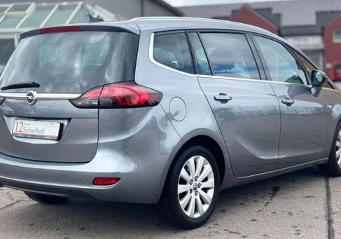 Opel Zafira, 2018