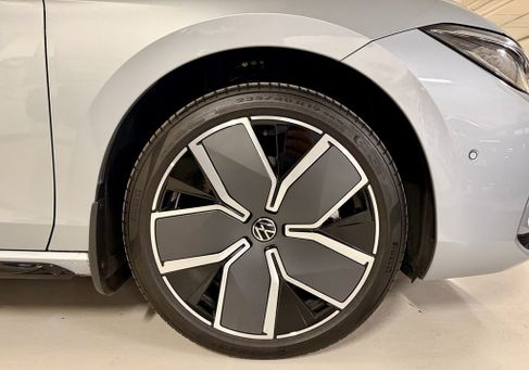 Volkswagen Passat Variant, 2026 3