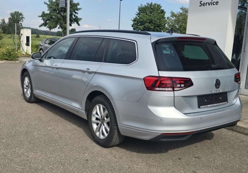 Volkswagen Passat Variant, 2023 3