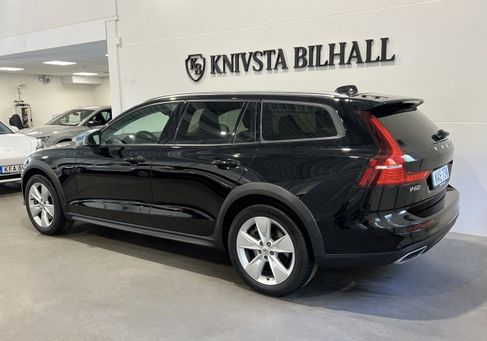 Volvo V60 Cross Country, 2020