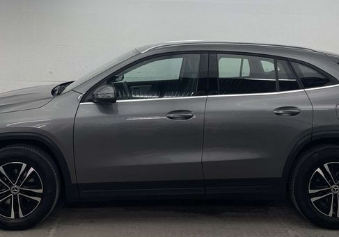 Mercedes-Benz GLA 180, 2024