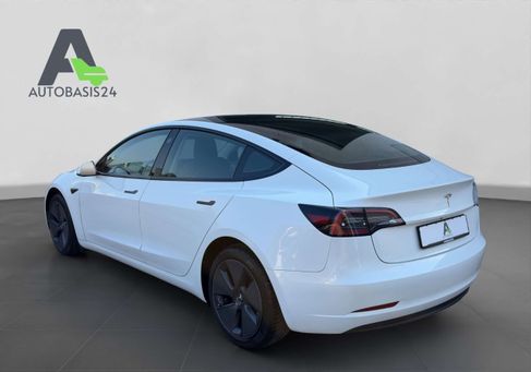 Tesla Model 3, 2023
