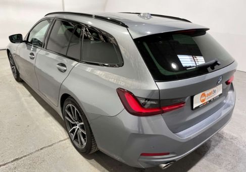 BMW 330, 2022