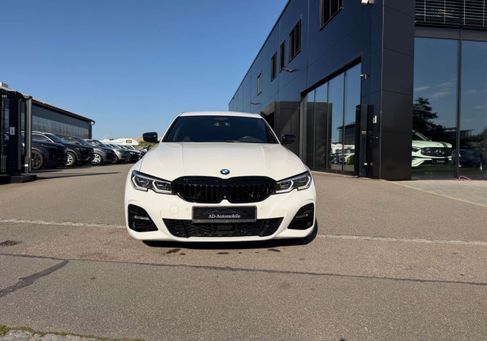 BMW 320, 2019 3