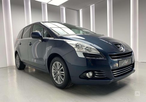 Peugeot 5008, 2012