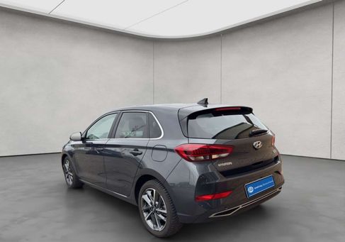 Hyundai i30, 2022