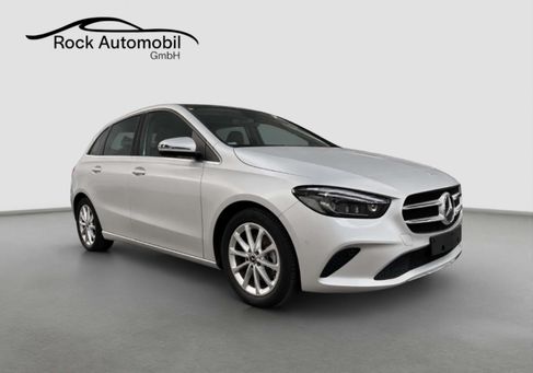 Mercedes-Benz B 200, 2019 3