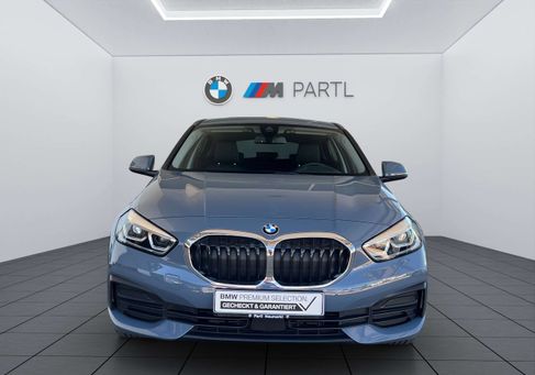 BMW 120, 2024