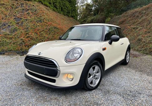 MINI, 2015