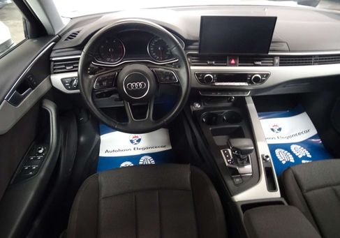 Audi A4, 2022