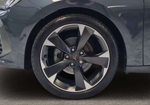 Cupra Leon, 2024
