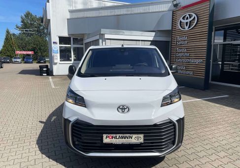 Toyota Proace, 2024 3