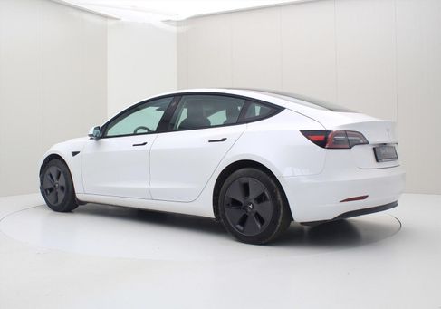 Tesla Model 3, 2023 3