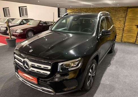 Mercedes-Benz GLB 200, 2022