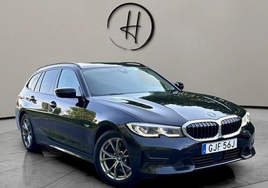 BMW 330, 2022